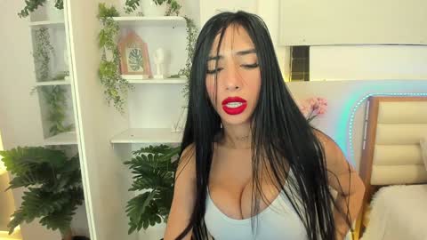 Sweety Lilly Love  online show from December 7, 3:41 pm