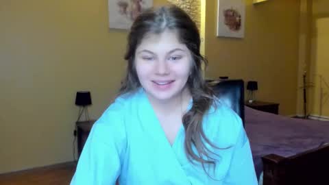 Lilly online show from November 17, 8:25 pm