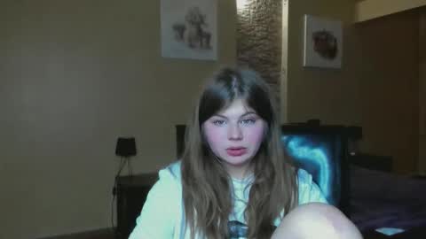 Lilly online show from November 20, 7:13 pm