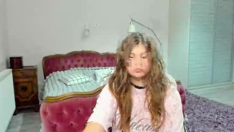 Lilly online show from November 25, 12:54 am