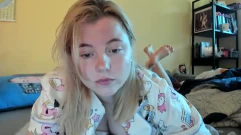 Snapshot of lillydepp chatting on September 25, 1:04 pm Lilly Depp online show from September 25, 1:04 pm