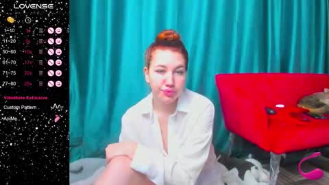 lillylover_ online show from October 10, 1:59 am