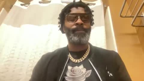 Snapshot of lilnasty100 chatting on November 16, 4:40 am lilnasty100 online show from November 16, 4:40 am