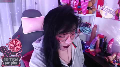 Lilo  online show from February 16, 1:29 pm