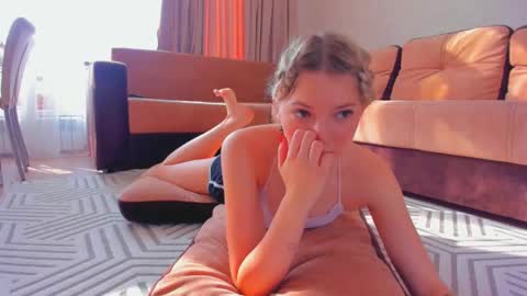 Semmy online show from February 7, 10:40 am