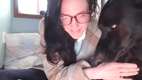 Snapshot of lilrosiedoll chatting on February 25, 5:25 pm Lilrosiedoll online show from February 25, 5:25 pm