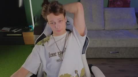 lilteddyboy online show from April 3, 7:12 pm