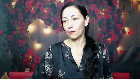 lilugrants online show from February 3, 7:07 am