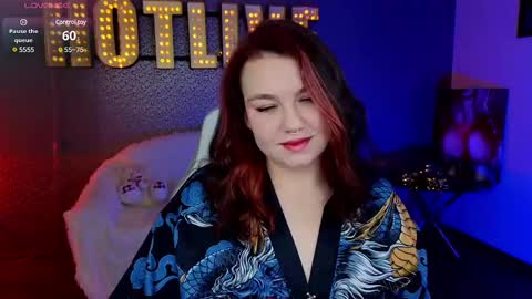 Snapshot of lilumytrend chatting on January 19, 6:09 am Lilu online show from January 19, 6:09 am