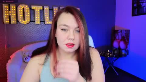 Snapshot of lilumytrend chatting on January 23, 12:09 pm Lilu online show from January 23, 12:09 pm