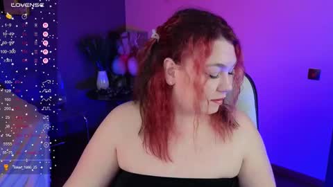 Snapshot of lilumytrend chatting on October 26, 6:19 am Lilu online show from October 26, 6:19 am