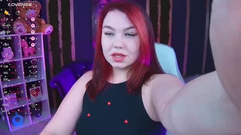 Snapshot of lilumytrend chatting on December 2, 12:21 pm Lilu online show from December 2, 12:21 pm