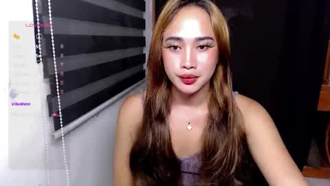 Snapshot of lily_darling chatting on September 26, 8:46 pm Lily Darling online show from September 26, 8:46 pm