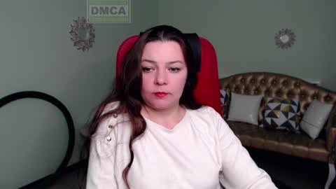 Lily online show from December 31, 5:55 am