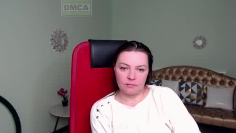 Lily online show from February 5, 4:06 am