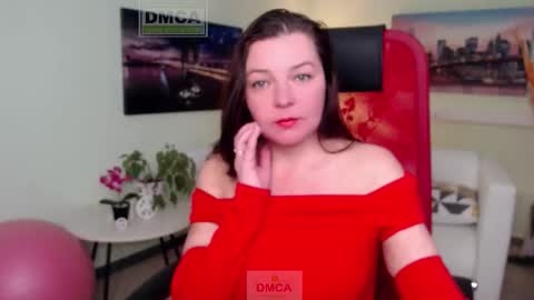 Lily online show from November 27, 6:15 am