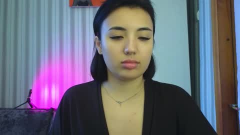 Snapshot of lily_foster_ chatting on September 20, 6:25 am Lily online show from September 20, 6:25 am