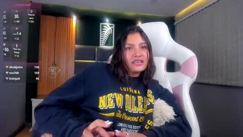 Lily online show from February 24, 10:15 am