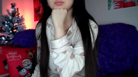 Lily Litle online show from January 5, 6:24 pm