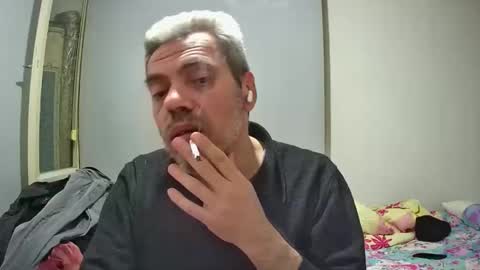 Snapshot of lily_lovelyman_ chatting on January 17, 5:11 am lily lovelyman online show from January 17, 5:11 am