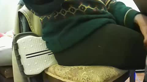 Snapshot of lily_lovelyman_ chatting on October 18, 2:14 am lily lovelyman online show from October 18, 2:14 am