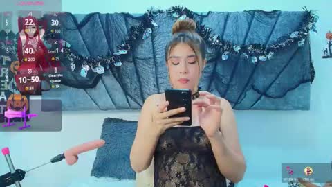 Snapshot of lily_meghan chatting on October 30, 9:26 pm LILY MEGHAN online show from October 30, 9:26 pm