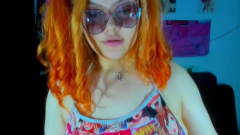 Snapshot of lily_stone04 chatting on December 27, 4:47 am lily_stone04 online show from December 27, 4:47 am