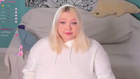 Lily online show from December 28, 6:40 pm