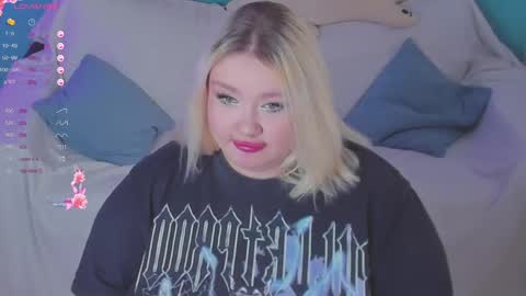 Lily online show from March 2, 2:30 am