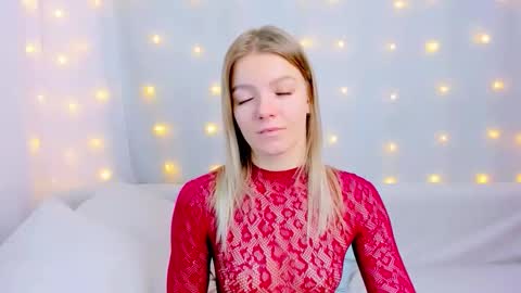 lilydavisss online show from January 9, 2:47 am