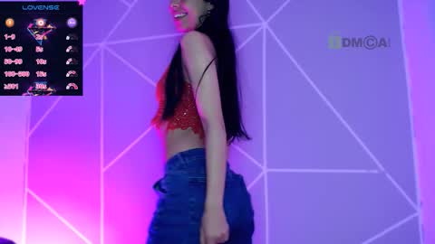 Snapshot of lilylouisee_ chatting on September 11, 12:33 am Liliana louise online show from September 11, 12:33 am