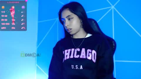 Snapshot of lilylouisee_ chatting on September 14, 2:49 pm Liliana louise online show from September 14, 2:49 pm