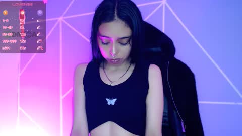 Snapshot of lilylouisee_ chatting on October 10, 3:16 am Liliana louise online show from October 10, 3:16 am