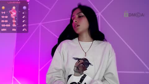 Snapshot of lilylouisee_ chatting on October 11, 3:50 am Liliana louise online show from October 11, 3:50 am