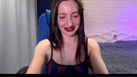 Lily online show from November 8, 5:40 am