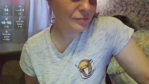 Snapshot of lilypad1981 chatting on February 4, 5:34 pm lilypad1981 online show from February 4, 5:34 pm