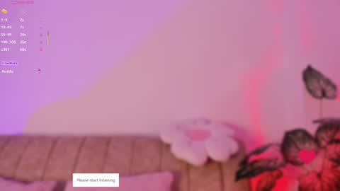 Snapshot of lilysoto chatting on November 8, 9:31 am Lily online show from November 8, 9:31 am