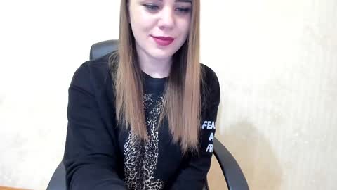 Snapshot of limebabykristi123 chatting on December 24, 10:17 pm online show from December 24, 10:17 pm