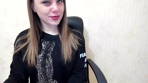 Snapshot of limebabykristi123 chatting on January 13, 4:30 pm online show from January 13, 4:30 pm