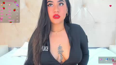 Snapshot of lin_jayani chatting on February 3, 12:25 pm Lin online show from February 3, 12:25 pm