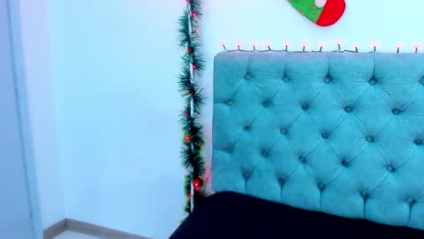 Snapshot of lina_bedoya chatting on December 28, 2:32 pm Lina Bedoya online show from December 28, 2:32 pm