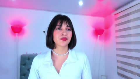 Snapshot of lina_bedoya chatting on January 15, 2:46 pm Lina Bedoya online show from January 15, 2:46 pm