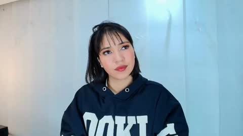 Snapshot of lina_bedoya chatting on September 12, 11:32 am Lina Bedoya online show from September 12, 11:32 am