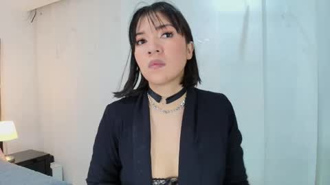 Snapshot of lina_bedoya chatting on October 8, 11:30 am Lina Bedoya online show from October 8, 11:30 am