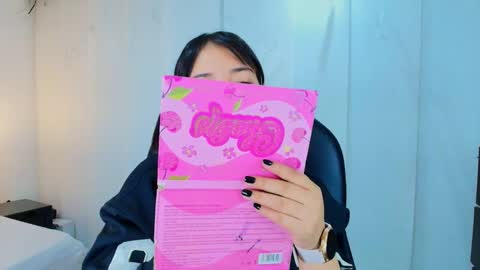 Snapshot of lina_bedoya chatting on November 28, 11:35 am Lina Bedoya online show from November 28, 11:35 am