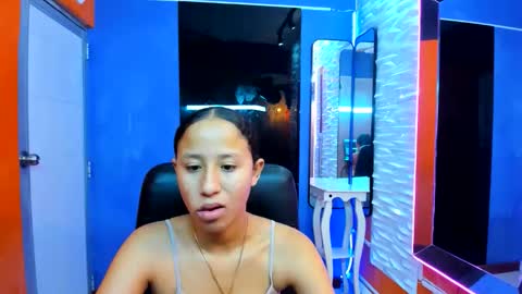 Snapshot of lina_kl chatting on October 24, 3:03 am lina_kl online show from October 24, 3:03 am