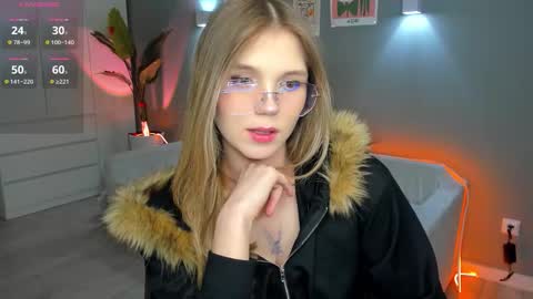 Lina online show from February 2, 1:10 pm