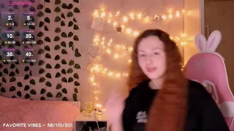 Snapshot of lina_red_x chatting on September 17, 8:43 pm Lina Red X online show from September 17, 8:43 pm