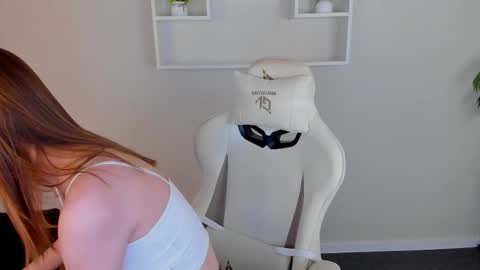 LINA online show from October 13, 3:17 am