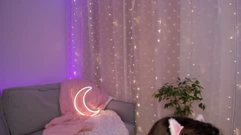 Snapshot of lina_stones chatting on January 27, 9:44 am Sophia online show from January 27, 9:44 am